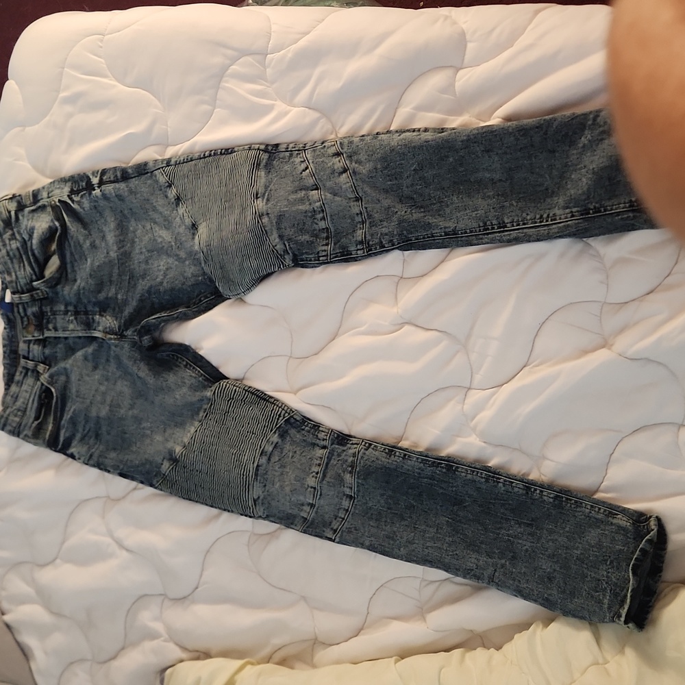 H&M Divided Mens jean